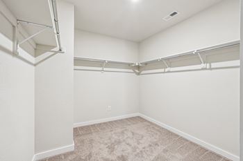 Walk-in closet